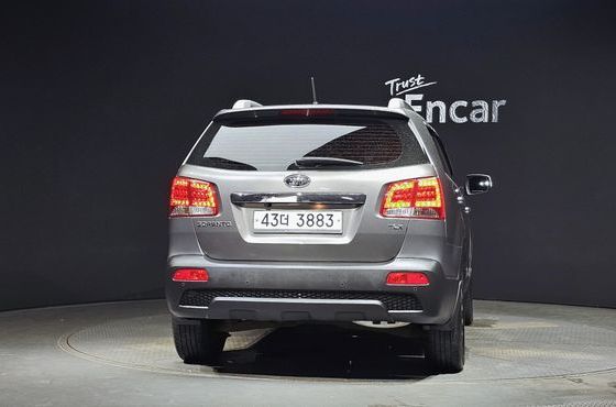 Kia Sorento Diesel 2.0 2WD TLX High-Deluxe — пробег 118 317 км — фото 4 из 5