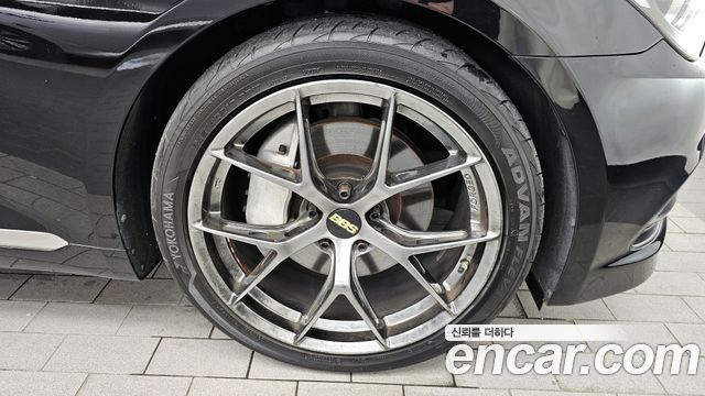 Hyundai Genesis из Кореи Encar