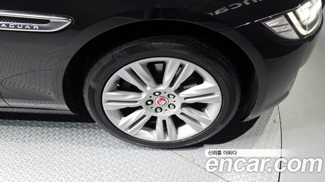 Jaguar XF из Кореи Encar