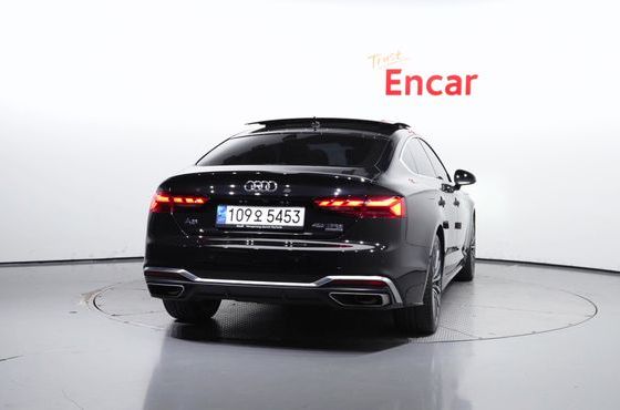 Audi A5 40 TFSI Quattro Premium Sportback — пробег 56 392 км — фото 4 из 5