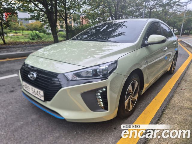 Hyundai Ioniq I — пробег 150 011 км — фото 1 из 5
