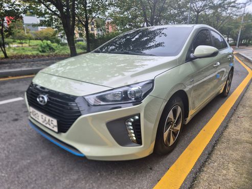 Hyundai Ioniq I — пробег 150 011 км — фото 1 из 5