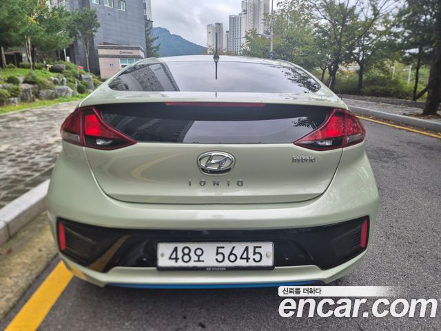Hyundai Ioniq I — пробег 150 011 км — фото 5 из 5