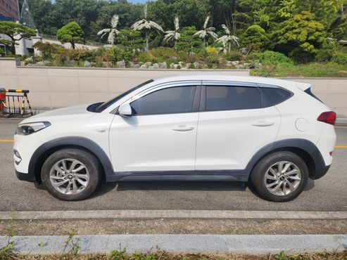 Hyundai Tucson Diesel 2.0 2WD Style — пробег 189 325 км — фото 4 из 5