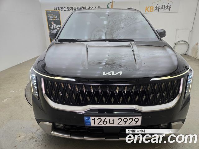 Kia Carnival 9-Seater Noblesse — пробег 35 000 км — фото 3 из 5