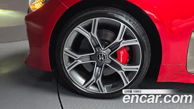 Kia Stinger из Кореи Encar