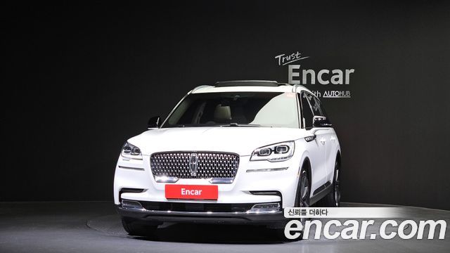 Lincoln Aviator 3.0 Reserve  AWD — пробег 125 402 км — фото 3 из 5