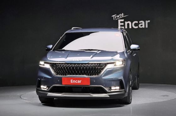 Kia Carnival 9-Seater Signature — пробег 77 467 км — фото 3 из 5