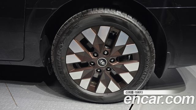 Hyundai Staria из Кореи Encar