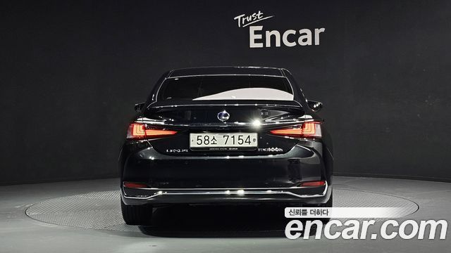 Lexus ES Executive — пробег 97 541 км — фото 4 из 5