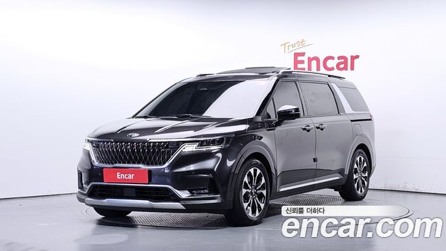 Kia Carnival 9-Seater Signature — пробег 113 997 км — фото 1 из 5
