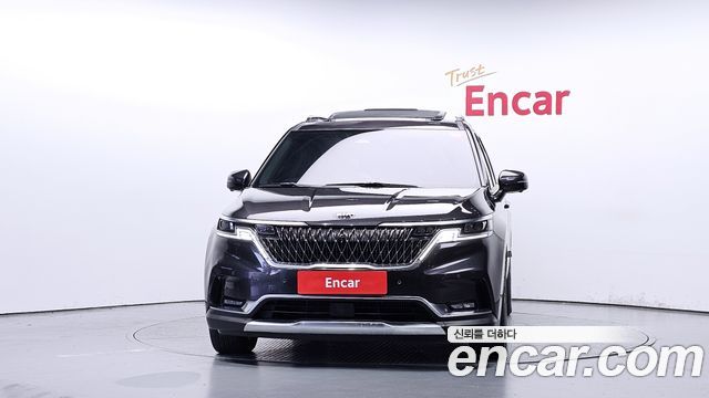 Kia Carnival 9-Seater Signature — пробег 113 997 км — фото 3 из 5