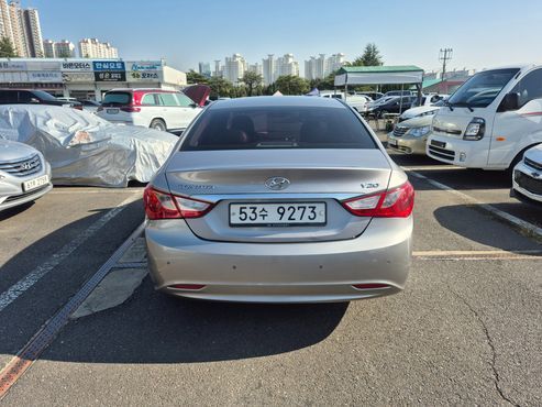 Hyundai Sonata Premier Deluxe — пробег 139 024 км — фото 5 из 5