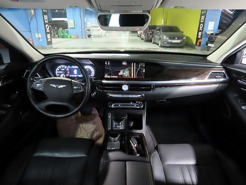 Genesis G90 3.8 AWD Luxury — пробег 92 000 км — фото 5 из 5