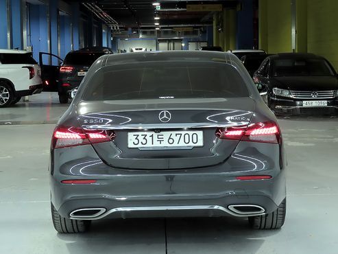 Mercedes-Benz E-Class E350 4MATIC AMG Line Edition — пробег 59 000 км — фото 4 из 5
