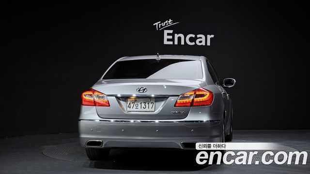 Hyundai Genesis из Кореи Encar