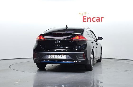 Hyundai Ioniq N — пробег 149 755 км — фото 4 из 5