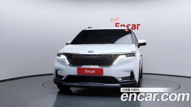 Kia Carnival 9-Seater Signature — пробег 93 125 км — фото 3 из 5