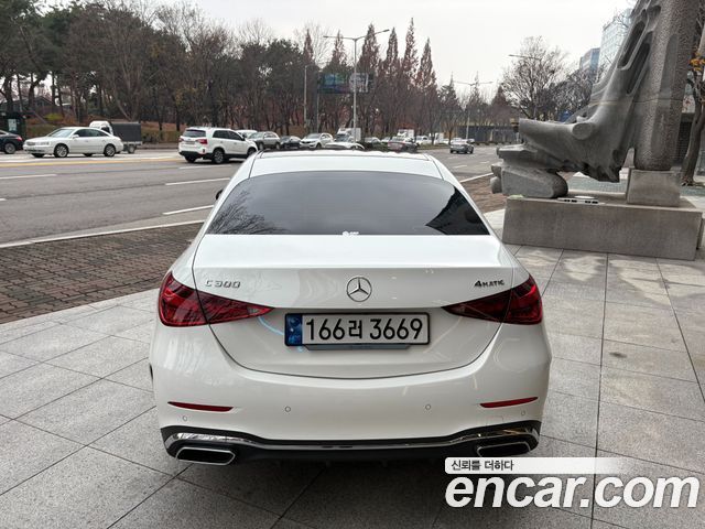 Mercedes-Benz C-Class C300 4MATIC AMG Line — пробег 27 000 км — фото 4 из 5