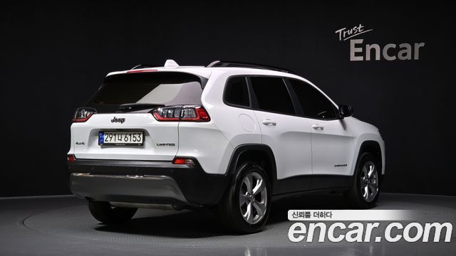 Jeep Cherokee 2.4 Limited AWD — пробег 102 399 км — фото 2 из 5