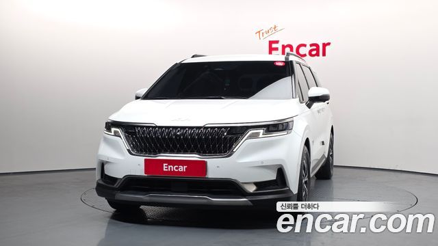 Kia Carnival 9-Seater Signature — пробег 49 615 км — фото 3 из 5