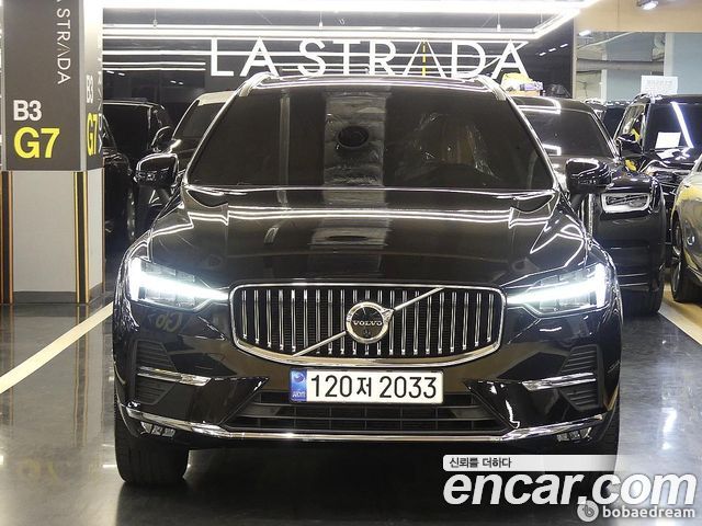 Volvo XC60 B5 Ultimate Bright — пробег 48 636 км — фото 1 из 5