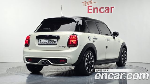 Mini Cooper из Кореи Encar