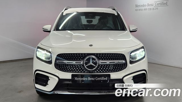 Mercedes-Benz GLB-Class GLB250 4MATIC — пробег 31 км — фото 3 из 5