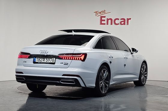Audi A6 45 TFSI Quattro Premium — пробег 96 893 км — фото 2 из 5