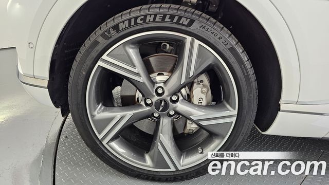 Genesis GV80 из Кореи Encar