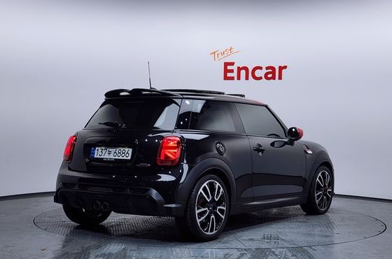Mini Cooper JCW Pat Moss Edition 3rd — пробег 46 911 км — фото 2 из 5