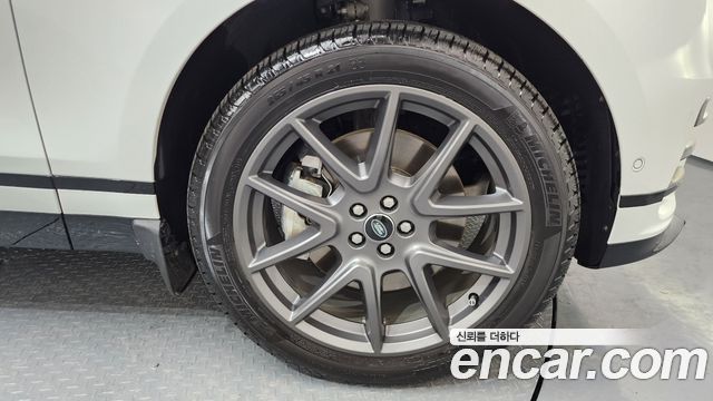Land Rover Range Rover Velar из Кореи Encar