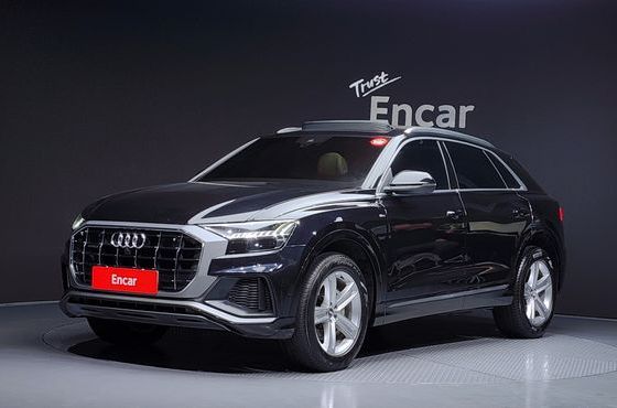 Audi Q8 45 TDI Quattro Premium — пробег 62 880 км — фото 1 из 5
