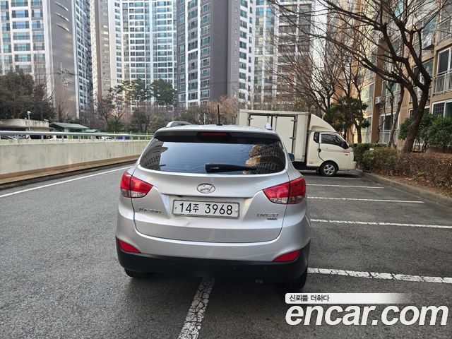 Hyundai Tucson Diesel 2WD LX20 Premier — пробег 203 059 км — фото 3 из 5