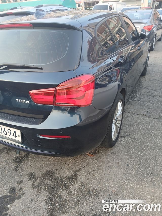 BMW 1-Series 118d Sport 5Door — пробег 49 000 км — фото 2 из 5