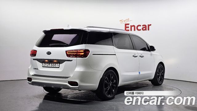 Kia Carnival 9-Seater Noblesse Special — пробег 144 899 км — фото 2 из 5