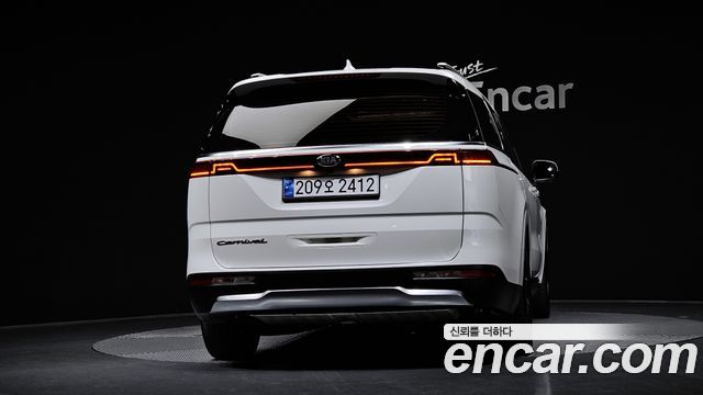 Kia Carnival из Кореи Encar