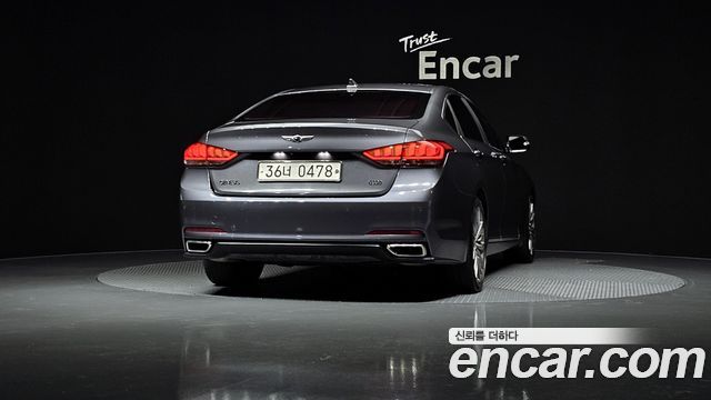 Hyundai Genesis из Кореи Encar