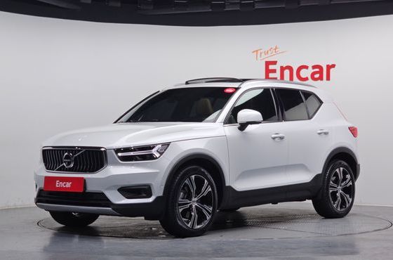 Volvo XC40 T4 Inscription — пробег 25 367 км — фото 1 из 5