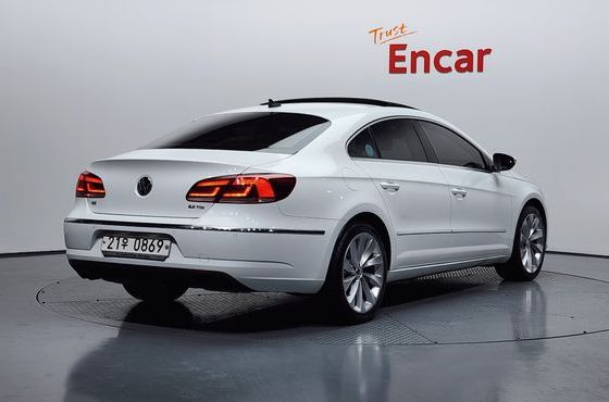 Volkswagen CC 2.0 TDI BlueMotion — пробег 112 264 км — фото 2 из 5