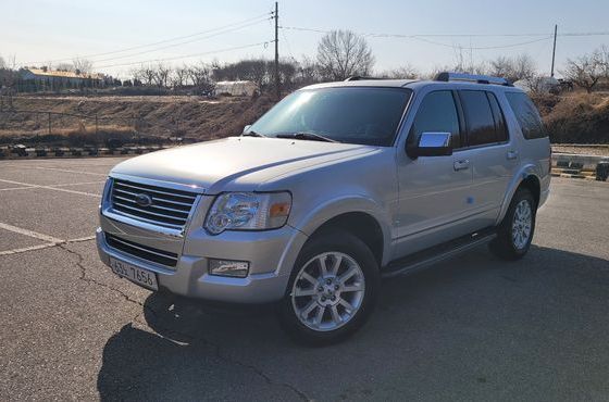 Ford Explorer Limited 4.0 4WD — пробег 151 040 км — фото 1 из 5