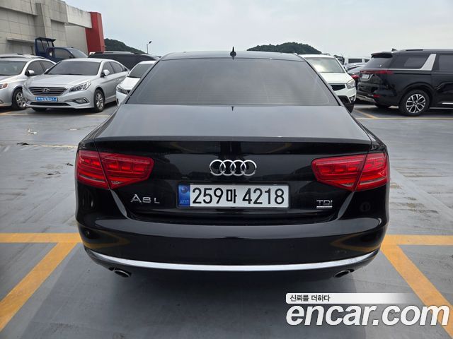 Audi A8 3.0 TDI Quattro LWB D4 — пробег 187 373 км — фото 3 из 5