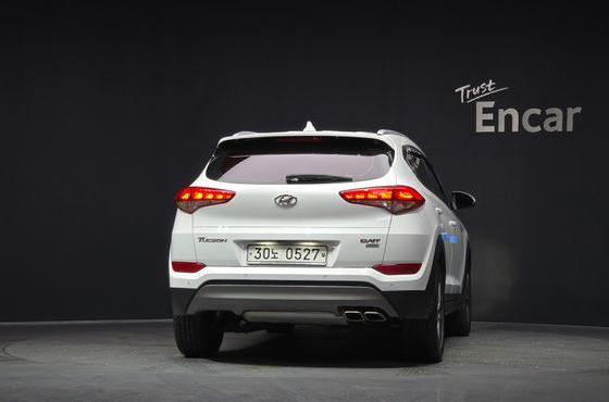 Hyundai Tucson Diesel 2.0 4WD Premium — пробег 102 402 км — фото 4 из 5