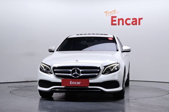 Mercedes-Benz E-Class E300 4MATIC Avnatgarde — пробег 114 280 км — фото 3 из 5