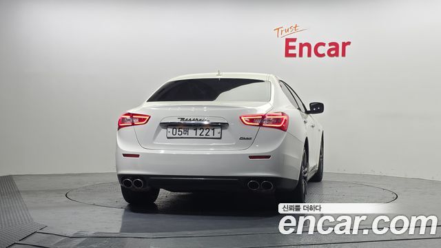 Maserati Ghibli из Кореи Encar