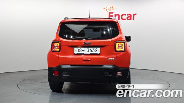 Jeep Renegade 2.4 Longitude High — пробег 60 840 км — фото 4 из 5