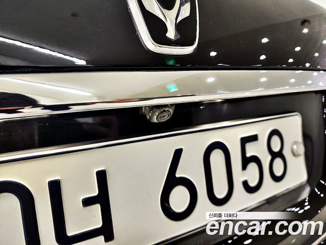 Hyundai Equus из Кореи Encar