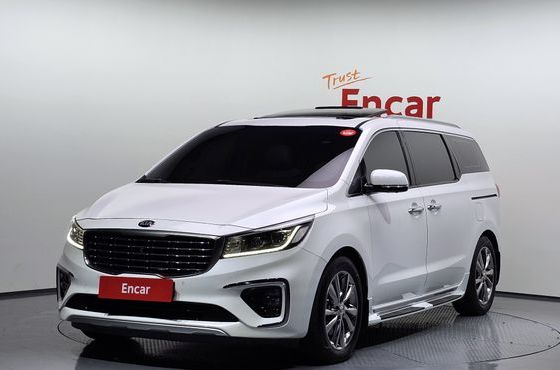 Kia Carnival 9-Seater Noblesse Special — пробег 62 811 км — фото 1 из 5