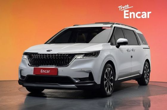 Kia Carnival 9-Seater Signature — пробег 47 331 км — фото 1 из 5