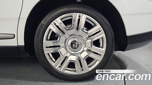 Rolls-Royce Cullinan из Кореи Encar